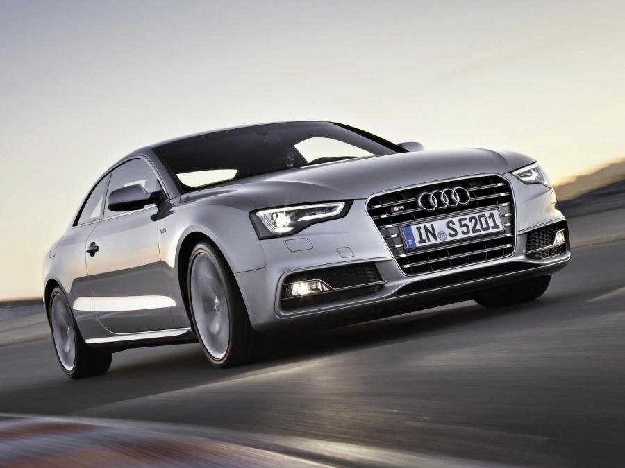  Audi S5 Coupe 2011 года  (WW) (фото 14 из 21)